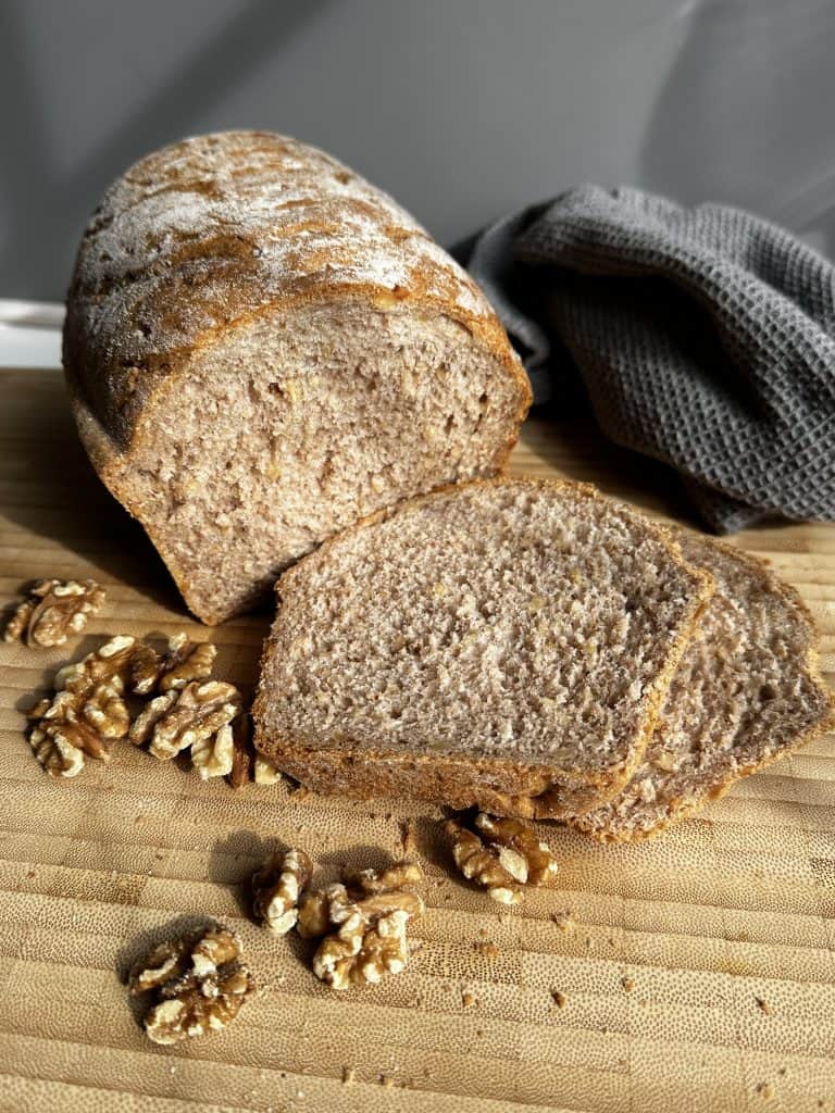 Walnuss Dinkel Brot