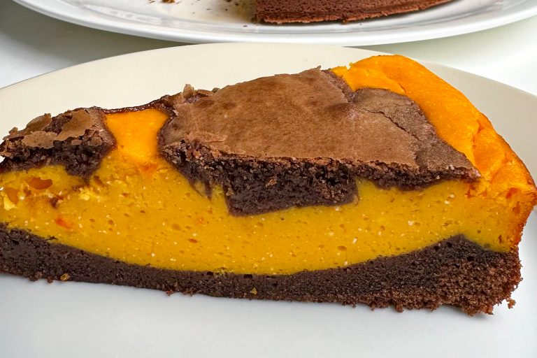 Hüttenkäse-Kürbis-Brownies-Kuchen