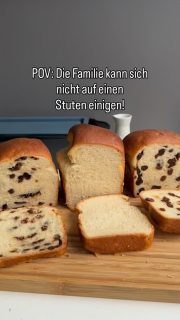 Mit diesem Kefir-Stuten kannst du alle glücklich machen. Er ist nicht nur super fluffig und mega lecker, sondern er ist auch einfach individuell wandelbar.
Bei gibt es genau 3 Geschmäcker:
Ehemann: möchte viel Rosinen
Kinder: möchten viele Schokostücke (wie im Schokobrötchen)
Ich: da gehört nix rein!
 
Also wird der Hefeteig am Ende gedrittelt und jeder bekommt seinen Wunsch erfüllt und ich muss trotzdem nur 1x backen.
Die Menge passt wunderbar in die Brilliance Kastenform. Die muss nicht einmal eingefettet werden, dank Antihaftbeschichtung.
Ich habe den Teig mit wenig Hefe angesetzt, da ich Zeit hatte. Finde Hefeteig auch schöner, wenn er länger geht. Wenn du es eilig hast, dann musst du die Hefemenge erhöhen.
 
500 g Weizenmehl 550 (Dinkelmehl 630)
100 g Milch (Raumtemp. od. lauwarm)
150 g Kefir (Raumtemp. od. lauwarm)
50 g Zucker
5 g Salz
5 g Hefe
—
75 g sehr weiche Butter
 
100 g Rosinen
80 g Schokotropfen
 
Alles (bis auf die Butter) ca. 5 min verkneten
Dann nach & nach die Butter während des Knetens dazu geben
Solange kneten, bis alles gut miteinander vermengt und der Fenstertest möglich ist
Abdecken & an einem warmen Ort gehen lassen, bis sich das Volumen mind. verdoppelt hat (war bei mir nach 5 Std.)
Auf eine Teigunterlage geben, 3 gleichschwere Stücke abtrennen und in 2 davon jeweils die Rosinen bzw. Schokotropfen einarbeiten
Ich habe die Teigstücke ausgerollt, gefaltet & aufgerollt
Alle Rollen in die Kasteform setzen & Deckel auflegen, 30-45 min Ruhe (bis sie sich vergrößert haben)
Ofen auf 180 Grad O/U-Hitze vorheizen.
Mit Eigelb, Milch od. Sahne bepinseln
Optional kleine Butterstreifen in die Trennung legen
Form in den Ofen schieben und ca. 35 min backen (ggf. mit Backpapier abdecken, damit der Stuten nicht zu dunkel wird)
Aus dem Ofen nehmen, aus der Form auf ein Gitter stürzen, mit Butter bestreichen für schönen Glanz und auskühlen lassen
 
Willst du mehr über die Kastenform wissen? Schreib mir gerne.
Nun viel Spaß beim Nachbacken!
Wie füllst du deinen Stuten?

#hefeteig #stuten #weißbrot #einfacherezepte #backen