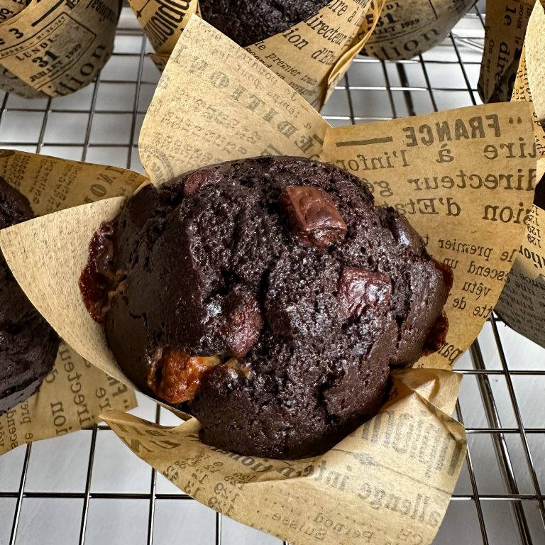 Schokoladen Muffins mit Sauerteig